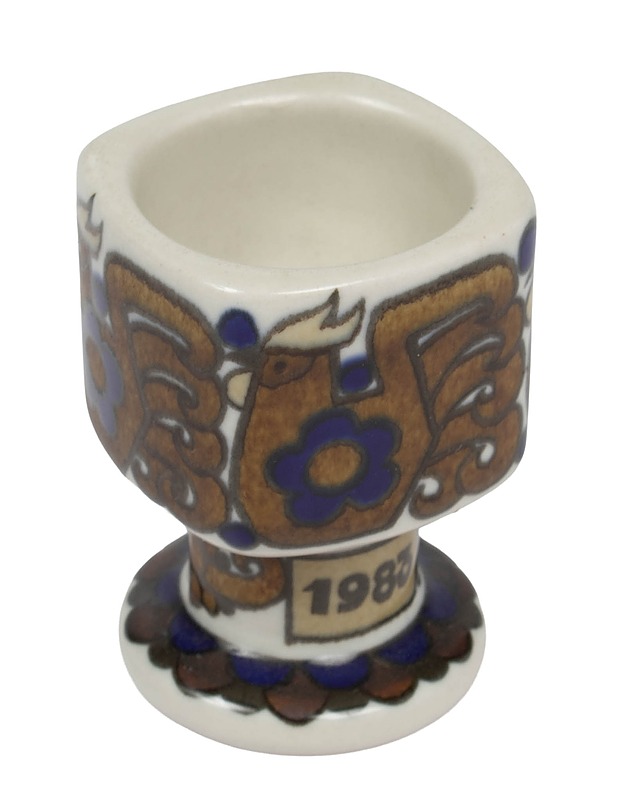 ARABIA Kalevala 1983 vuosimunakuppi  - Designsuosikit - 10105622533 - 0
