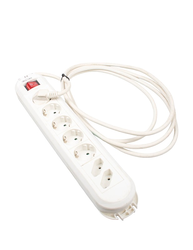 7-paikkainen jatkojohto katkaisimella - Muu elektroniikka - 10105623122 - 0