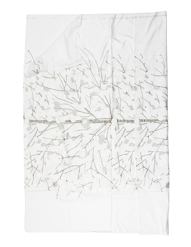 MARIMEKKO Lumimarja kangas, 150x240 cm - Designsuosikit - 10105625740 - 0