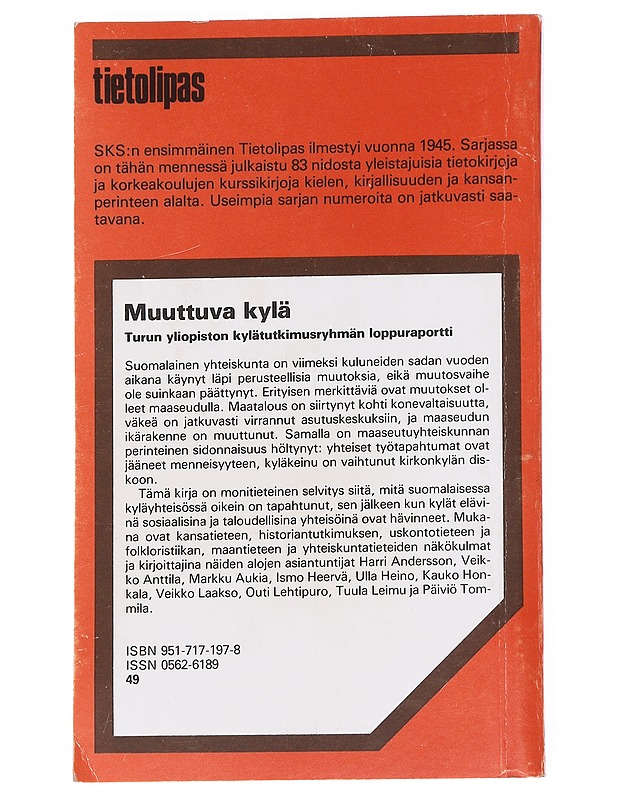 Muuttuva kylä - Päiviö Tommila ja Ismo Heervä - Historiakirjat - 10105626321 - 1