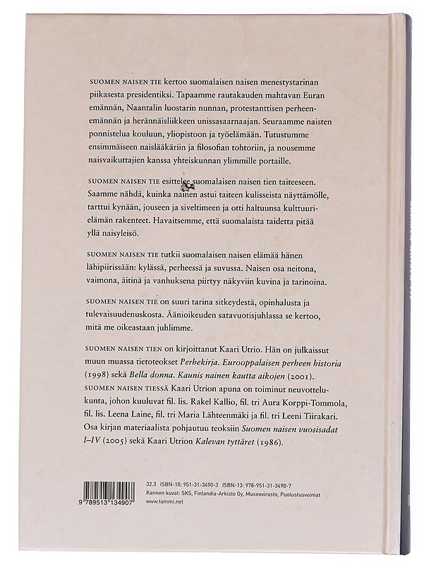 Suomen naisen tie  - Kaari Utrio - Historiakirjat - 10105628504 - 1
