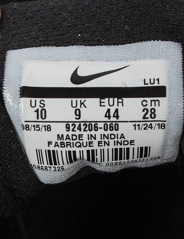 NIKE mustat treenikengät, 44 - Miesten kävelykengät ja sandaalit - 10105629138 - 2