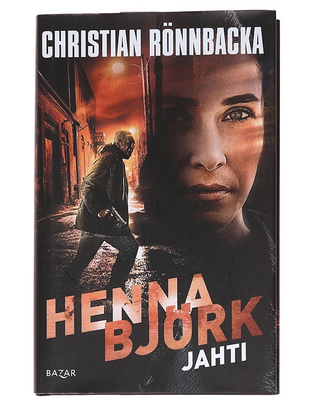 Henna Björk / jahti - Christian Rönnbacka - Romaanit ja novellit - 10105629210 - 0