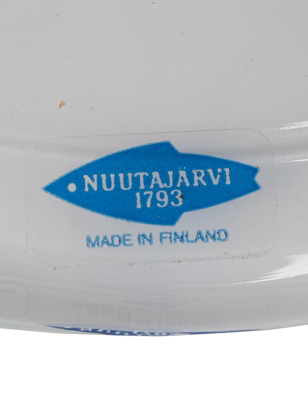 NUUTAJÄRVI Lapin Marjat lasikoriste/leipäalusta - Puolukka - Joulutuotteet - 10105630981 - 2