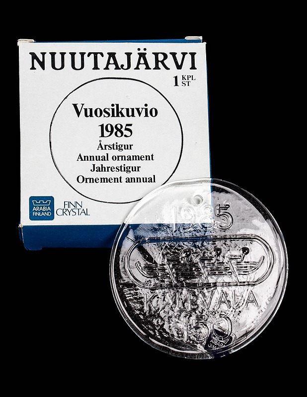 NUUTAJÄRVI Vuosikuvio 1985 lasikoriste - Joulutuotteet - 10105631079 - 0