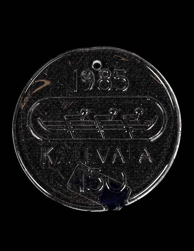 NUUTAJÄRVI Vuosikuvio 1985 lasikoriste - Joulutuotteet - 10105631079 - 1