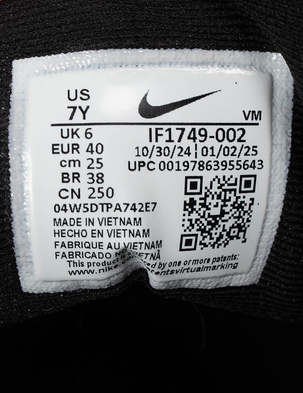 NIKE tennarit, 40 - Naisten kävelykengät ja tennarit - 10105632456 - 2