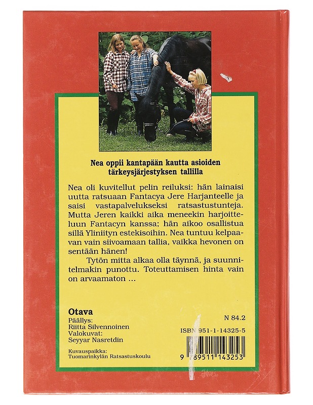 Ponityttö ja menestyksen hinta - Merja Jalo - Nuorten kirjat - 10105634913 - 1