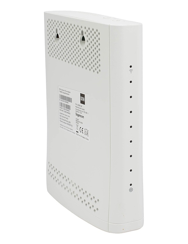 DNA F-3890V3 -modeemi kaapelitalouksiin  - Muu elektroniikka - 10105637436 - 1