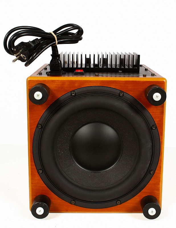 BK Electronics BSBP 200 Sub-Bass Amplifier bassoelementillä / aktiivikaiutin - Audio - 10105637780 - 2