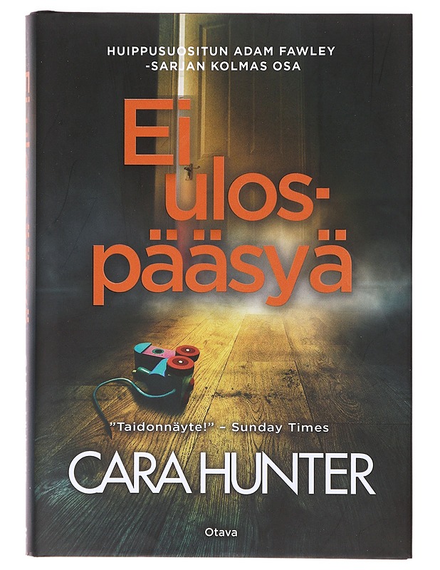 Ei ulospääsyä - Hunter, Cara - Romaanit ja novellit - 10105638960 - 0