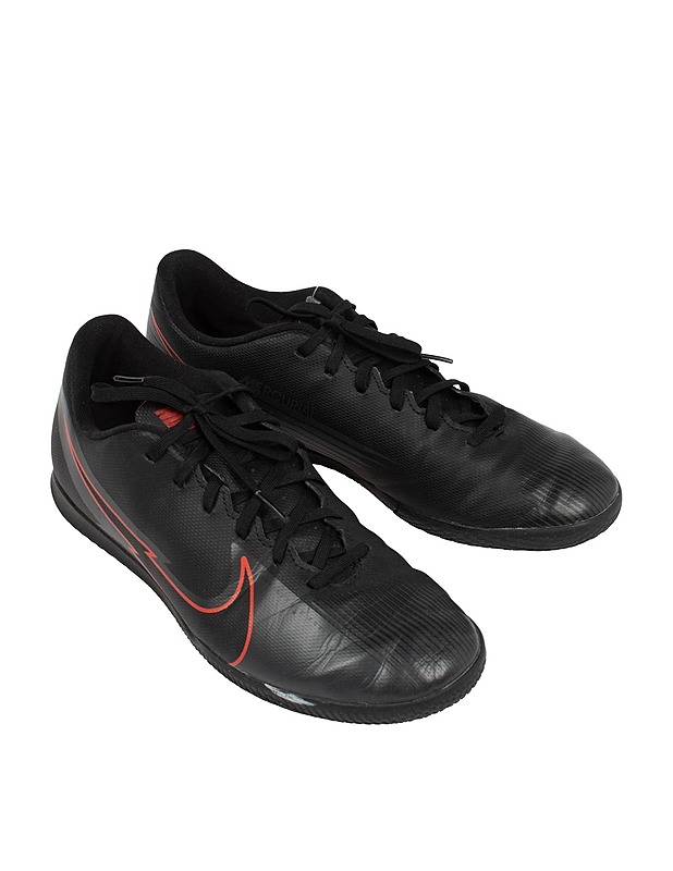 NIKE sisäpelikengät, 42 - Miesten kävelykengät ja sandaalit - 10105639402 - 0