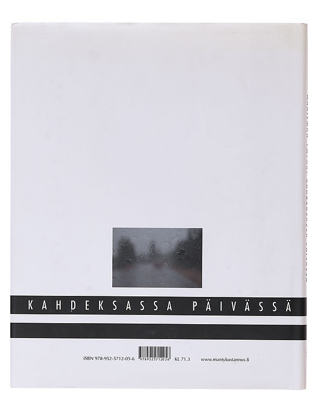 Maailman ympäri kahdeksassa päivässä : autopiirustuksia Suomesta = Around the world in eight days : car-drawings of Finland - Ruth, Anna - Taide- ja kulttuurikirjat - 10105643002 - 1