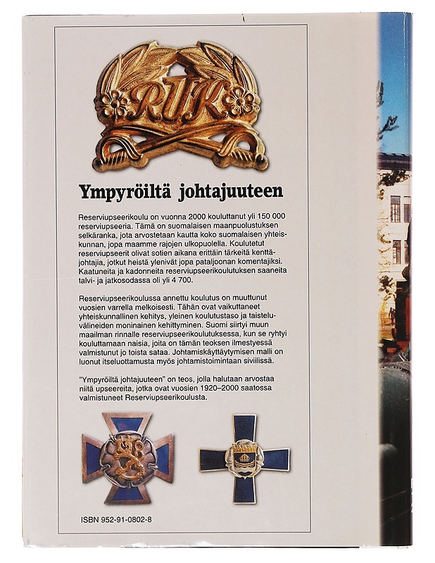 Ympyröiltä johtajuuteen: RUK 1920-2000 - Historiakirjat - 10105643023 - 1