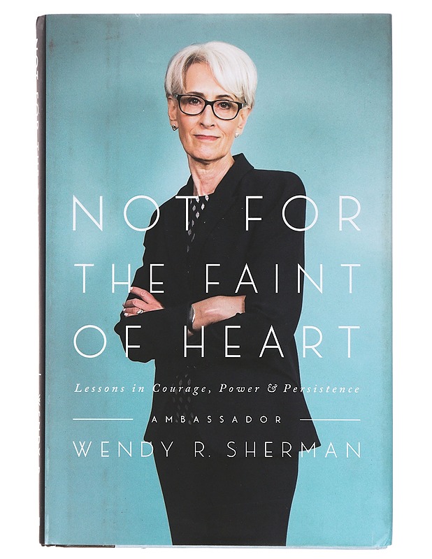 Not for the Faint of Heart - Wendy R. Sherman - Historiakirjat - 10105645780 - 0