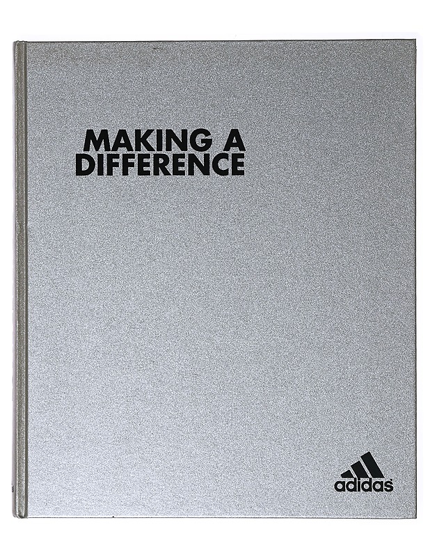 Making a Difference Adidas - Detlef Wetten   - Tietokirjat - 10105646527 - 0